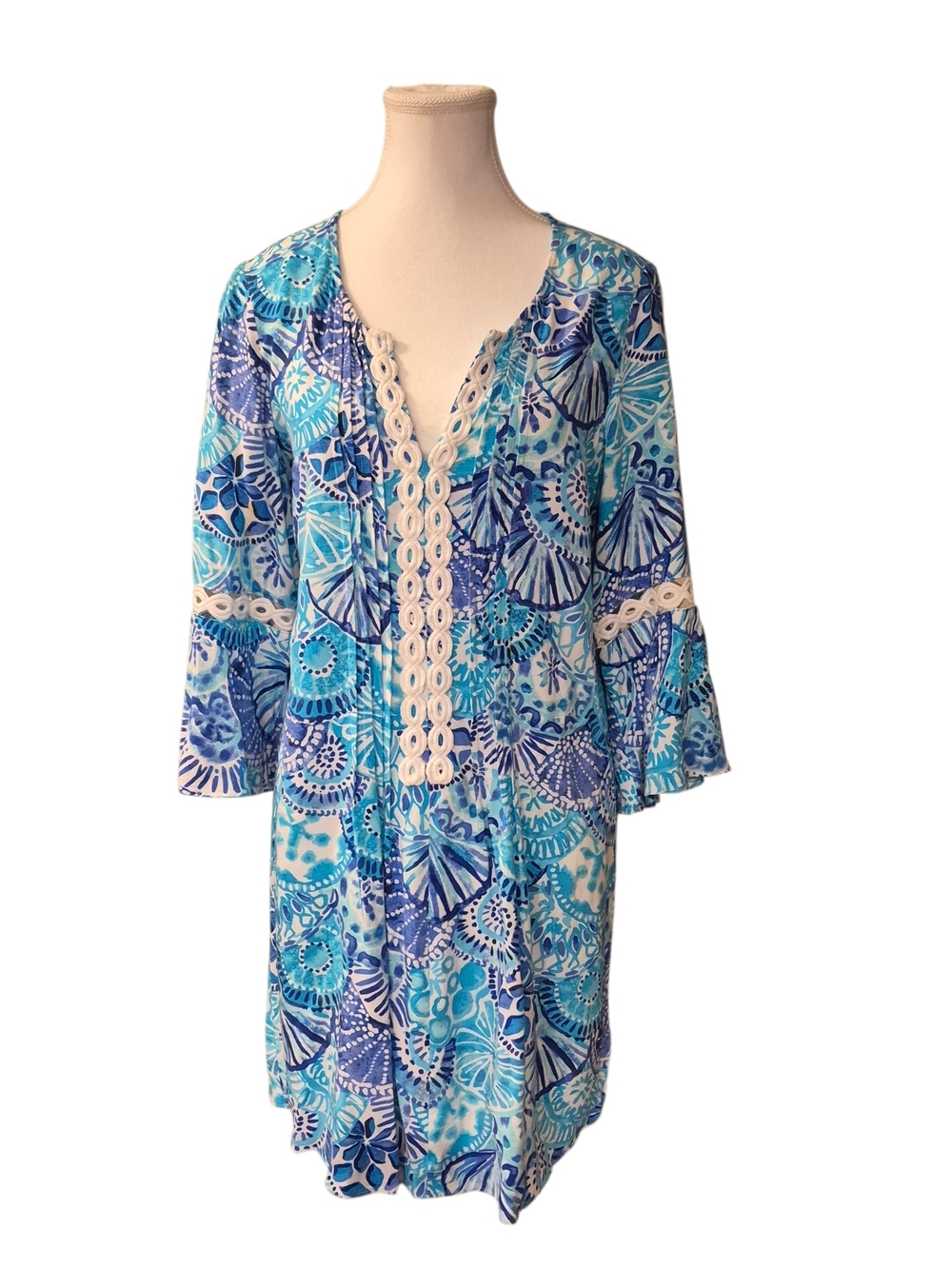 Lilly Pulitzer Blue & Aqua Floral-Print V-Neck Mini Dress with White Lace Trim